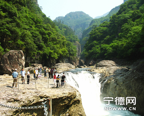 2012091310433263.jpg